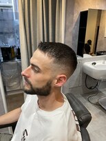 メグロバーバーショップロッポンギ 目黒六(MEGURO BARBER SHOP 6PPONGI) スキンフェード