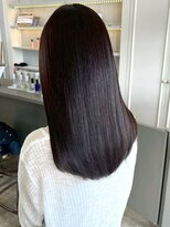 セプト 天神大名(SEPT.)&nbsp;ダークブラウン 艶髪ストレート うる艶ロング 髪質改善カラー