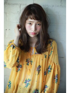 ベルビアンカ(Belle BIANCA) Belle BIANCA 外ハネニュアンスカールオン眉バング by.竹内