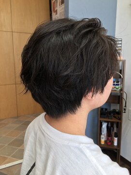 イース(ease) ショート