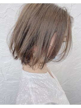 カモン(CAMON) [CAMON. ]#ナチュラルボブ#くびれヘアー#アースカラー