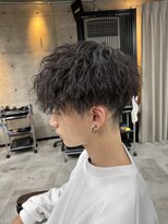 イーラ(era)&nbsp;ツイストスパイラルパーママッシュ刈り上げツーブロック