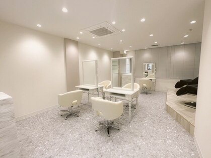 ナビ 金沢駅前店(navi)の写真