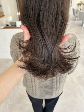 イルプロム 御厨店(illuprom.) アッシュベージュ