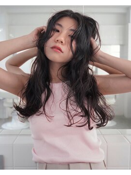 束 海外ガール風カーリーパーマ