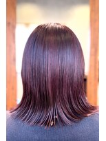 ウイ(ui)&nbsp;髪色ボルドーカラー