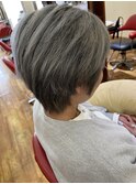 シルバーグレー
