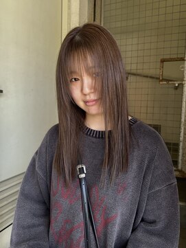 ムーン バイ ケンジ(moon by KENJE) 赤み消しカラー×顔周りレイヤー