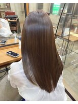 ネウィ 調布(newi)&nbsp;ミディアムレイヤーカット艶髪/美髪スタイル