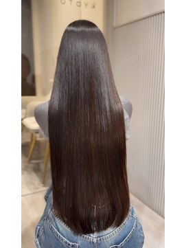 ラベスト キョウト(LOVEST) スーパーロングヘア 縮毛矯正 京都河原町