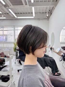 sii. 自由が丘【シー】【1/30 NEW OPEN(予定)】 ショートボブくびれヘア韓国風レイヤーボブレイヤーカット