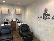 ロン(Ron.)の雰囲気（フルフラットのシャンプー台となります！）