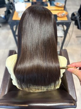 レオン(Re:ON) 美髪矯正×セミロング