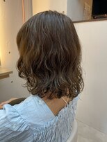 ロイ 北千住(ROI)&nbsp;ハッシュカット/グレージュ/デザインカラー[北千住駅]