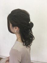 ヘアーメイク タムタム(HAIR MAKE TAMTAM) 波ウェーブ ハーフアップ