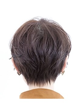 マニコ(manico) えりあしコンパクトショート