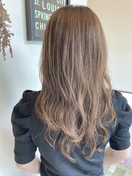 レナータ ヘア(Renata hair) ふんわりレイヤー