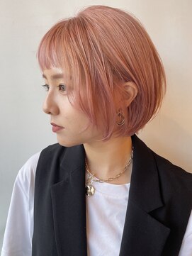 モリオフロムロンドン 原宿本店(morio from London) 【morio 原宿】ブリーチピンクベージュ ミニボブ耳かけ