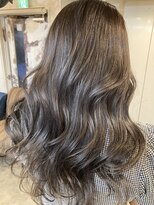 ヘアスタジオニコ(hair studio nico...) グレー