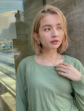 ロンドアジュール 横浜(Lond azur) 【阿部もえる】お洒落さ抜群ハイトーンボブ