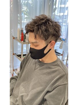 リベイル(LIVEIL) ピンパーマ　ネープレス　ツイストスパイラル　波巻パーマ