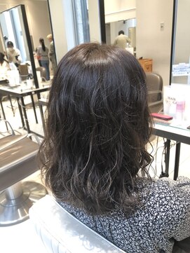 ネオリーブギンザ 銀座店(Neolive GINZA) 低温デジパで作るふわふわミディアムパーマヘア　(銀座)