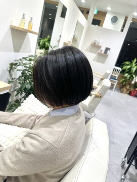ブランシュ 南行徳店(BLANCHE) 黒髪/ボブルフ/ネビージュ/小顔/ワンレン/髪質改善/前髪