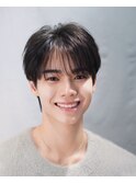 フェザーパーマセンターパートワックスなし刈り上げショート