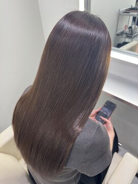 テイス 新宿(TACE) [ホワイトグレージュ/ミニウルフ/チェリーブラウン/新宿］