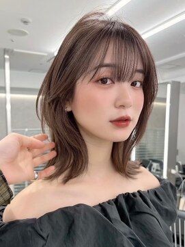 サンドレオ 新宿店(sand Leo) ミディアムレイヤーカット/オリーブグレー/韓国風/小顔前髪/新宿