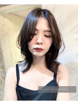 メゾン ドゥ ジェメシェラ(Maison de gemeshe'ra) 艶っぽいlayermidi. 韓国　至高のcut　olive grey