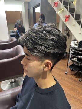 スリーク 吹田店(Sleek) フェザースタイル