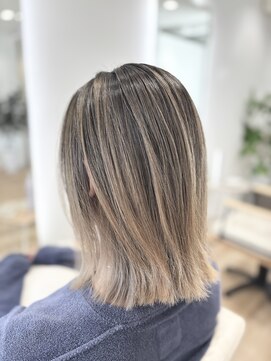 アッベリーレ(A'bbellire) ベージュエアタッチバレイヤージュ