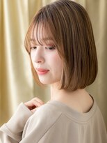 カバーヘア ブリス 川口(COVER HAIR bliss) シースルーバングミルクティーブロンド前下がりボブ20代30代324Z