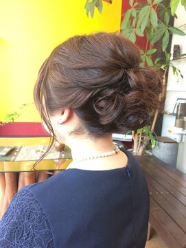 ベル(BELL) ゆったりアップスタイル【BELL桜新町/用賀】