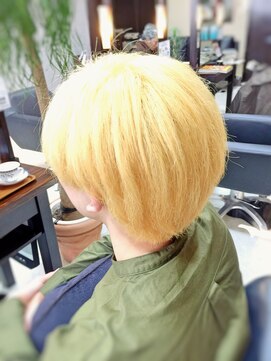 キャン 温品店(CAN) 【CAN】 金髪マッシュ