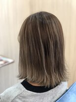 フェニーチェ オン ザ ビーチ(FENICE on the beach)&nbsp;外ハネロブ×バレイヤージュ