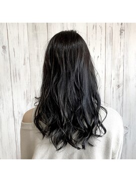 ヘブンリー(heavenly) 【heavenly】#10代20代#暗髪#ラフ#小顔#ショートボブ