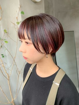 テトヘアー(teto hair) 丸みショート、前髪インナーカラー、フェイスフレーミングカラー