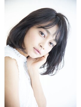 ビューティーアンドケアカロン(Beauty and Care CALON) おしゃれとこなれ感アップのシンプルボブ