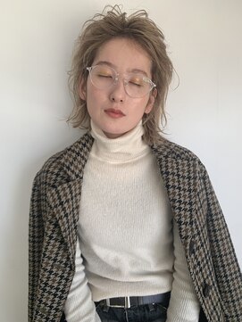 アオイ(aoi.) ゆる巻きハイトーンBob