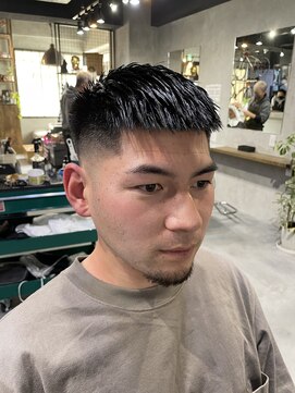 モウ(mow) #100 クロップ×スキンフェード