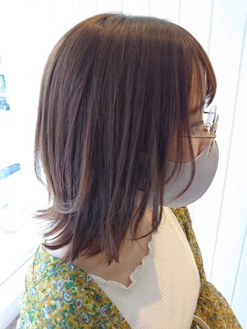 シザーズ(scissors) 小顔外ハネショートボブ