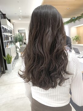 ステアケース 武蔵小杉店(stair:case) ロングスタイル　コテ巻き風パーマ　武蔵小杉