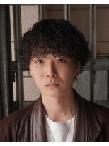 メンズサロン ゴールド 名古屋(GOALD)&nbsp;センターパート波巻きスパイラルツイストスパイラル刈り上げ