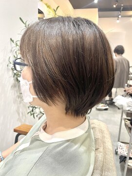 シードバイシャムロック(SEED by Shamrock) ショートヘア×明るめ白髪染め