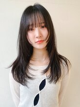 ラパンセヴェール(LA PENSEE VERT) 顔まわりシャギーレイヤーカット