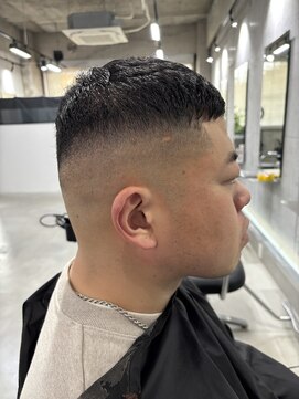 フラット(FLAT) スキンフェード