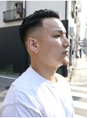 スキンフェード×サイドパート