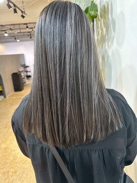 メリー オオサカ(Merly Osaka) 明るすぎない透け感ハイライト